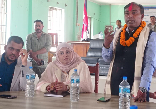 राजविराज बसपार्क यथासिघ्र संचालनमा  ल्याउने मन्त्री सुमनको प्रतिबद्धता